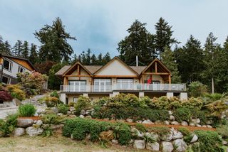 Photo 2: 494 ELPHINSTONE Avenue in Gibsons: Gibsons & Area House for sale (Sunshine Coast)  : MLS®# R2698891