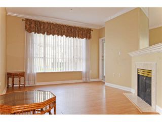 Photo 3: 111 2995 PRINCESS Crescent in Coquitlam: Canyon Springs Condo for sale in "PRINCESS GATE" : MLS®# V1109255