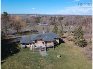 Photo 4: 1052 Belmont Road in Belmont: Hants County Residential for sale (Annapolis Valley)  : MLS®# 202306675