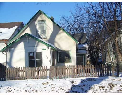 Main Photo: 327 Redwood Avenue in Winnipeg: Residential for sale : MLS®# 2903264
