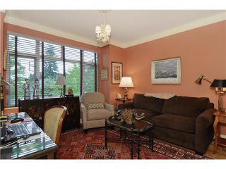 Photo 8: 215 3188 W 41ST Avenue in Vancouver: Kerrisdale Condo for sale in "LANESBOROUGH" (Vancouver West)  : MLS®# V1027530