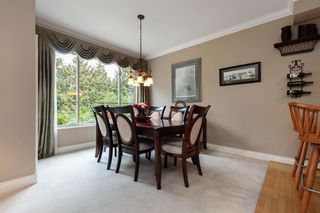Photo 5: 37 16655 64 Avenue in Surrey: Cloverdale BC Townhouse for sale in "Ridgewood" (Cloverdale)  : MLS®# R2726519