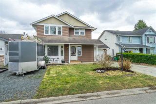 Photo 3: 7164 CIRCLE Drive in Chilliwack: Sardis West Vedder Rd House for sale (Sardis)  : MLS®# R2541997
