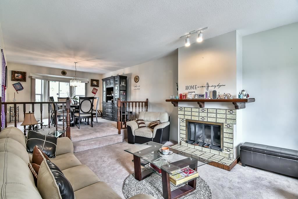 Photo 5: Photos: 1281 LANSDOWNE Drive in Coquitlam: Upper Eagle Ridge House for sale : MLS®# R2207221