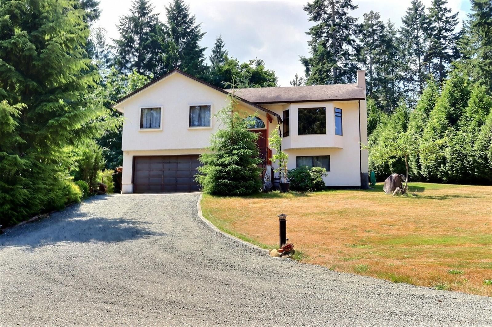 Main Photo: 2758 Pannell Rd in Duncan: Du Cowichan Station/Glenora House for sale : MLS®# 882966
