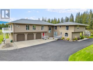 Photo 1: 1851 70 Street SE in Salmon Arm: House for sale : MLS®# 10309054