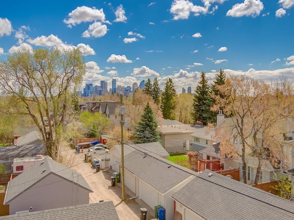 Photo 10: Photos: 2339 5 Avenue NW in Calgary: West Hillhurst Residential for sale : MLS®# C4183647