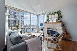 Photo 4: 1801 1077 MARINASIDE Crescent in Vancouver: Yaletown Condo for sale (Vancouver West)  : MLS®# R2858301