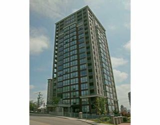 Photo 1: 1704 850 ROYAL AV in New Westminster: Downtown NW Condo for sale in "THE ROYALTON" : MLS®# V599358