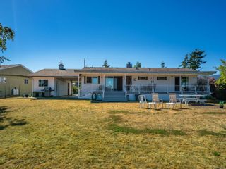 Photo 3: 5477 Deep Bay Dr in Bowser: PQ Bowser/Deep Bay House for sale (Parksville/Qualicum)  : MLS®# 911739