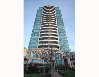 Photo 1: 2106 6659 SOUTHOAKS Crescent in Burnaby: Highgate Condo for sale in "GEMINI II" (Burnaby South)  : MLS®# V805531
