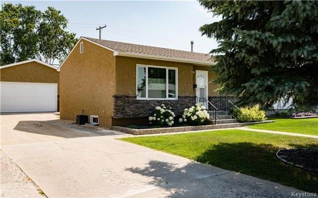 Photo 2: Photos: 10 Agate Bay in Winnipeg: Windsor Park Residential for sale (2G)  : MLS®# 1719691