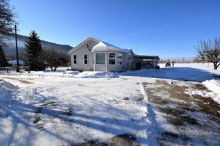 Photo 2: 6929 Highway 6 in Coldstream: Lavington House for sale (North Okanagan)  : MLS®# 10128046