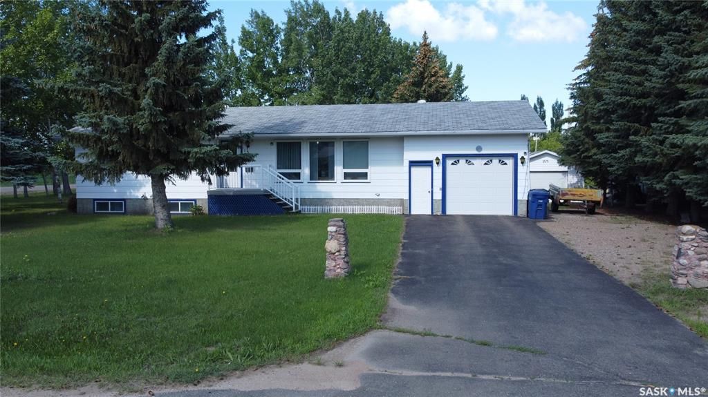 Main Photo: 13 Saskatchewan Drive in Battleford: Residential for sale : MLS®# SK935764