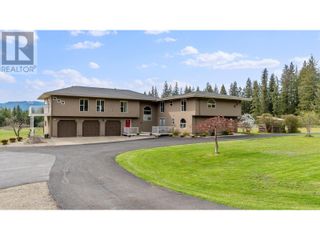 Photo 2: 1851 70 Street SE in Salmon Arm: House for sale : MLS®# 10309054