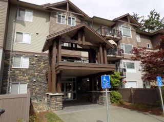 Photo 2: 204 2581 LANGDON Street in Abbotsford: Abbotsford West Condo for sale in "COBBLESTONE" : MLS®# R2295652