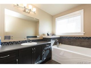 Photo 17: 4081 Copperridge Lane in VICTORIA: SW Glanford House for sale (Saanich West)  : MLS®# 664987