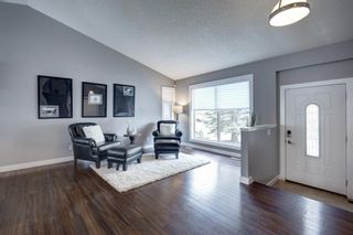 Photo 4: 65 Sun Harbour Way SE in Calgary: Sundance Detached for sale : MLS®# A1251583