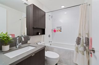 Photo 15: 1702 530 WHITING Way in Coquitlam: Coquitlam West Condo for sale in "Brookmore" : MLS®# R2667524