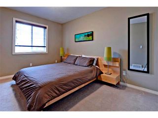 Photo 32: 1607B 24 Avenue NW in Calgary: Capitol Hill House for sale : MLS®# C4011154