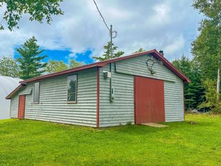Photo 6: 573 Laconia Road in Laconia: 405-Lunenburg County Residential for sale (South Shore)  : MLS®# 202316721