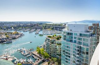 Photo 2: 2206 1500 HOWE Street in Vancouver: Yaletown Condo for sale in "The Discovery" (Vancouver West)  : MLS®# R2724287