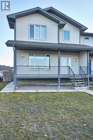 Photo 4: 17 & 19 Sunrise Way SW in Medicine Hat: Multi-family for sale : MLS®# A2092456