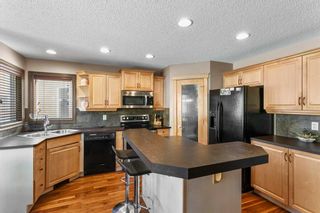 Photo 13: 84 Everbrook Drive SW in Calgary: Evergreen Detached for sale : MLS®# A2117558