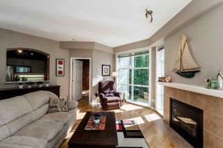 Photo 2: 433 3600 WINDCREST Drive in North Vancouver: Roche Point Condo for sale in "RAVENWOODS" : MLS®# R2072871