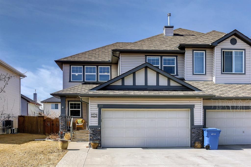 Main Photo: 213 WEST CREEK Circle: Chestermere Semi Detached for sale : MLS®# A1197146