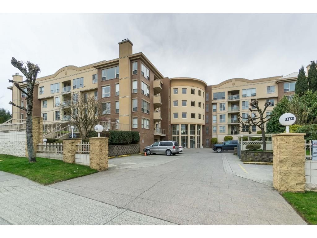 Main Photo: 308 33731 MARSHALL Road in Abbotsford: Central Abbotsford Condo for sale in "STEPHANIE PLACE" : MLS®# R2441909