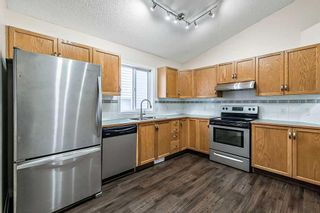 Photo 11: 79 Inverness Gardens SE in Calgary: McKenzie Towne Detached for sale : MLS®# A2075144