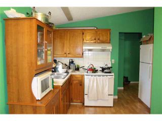 Photo 3: 3107 DOVER Crescent SE in CALGARY: Dover Residential Attached for sale (Calgary)  : MLS®# C3633701