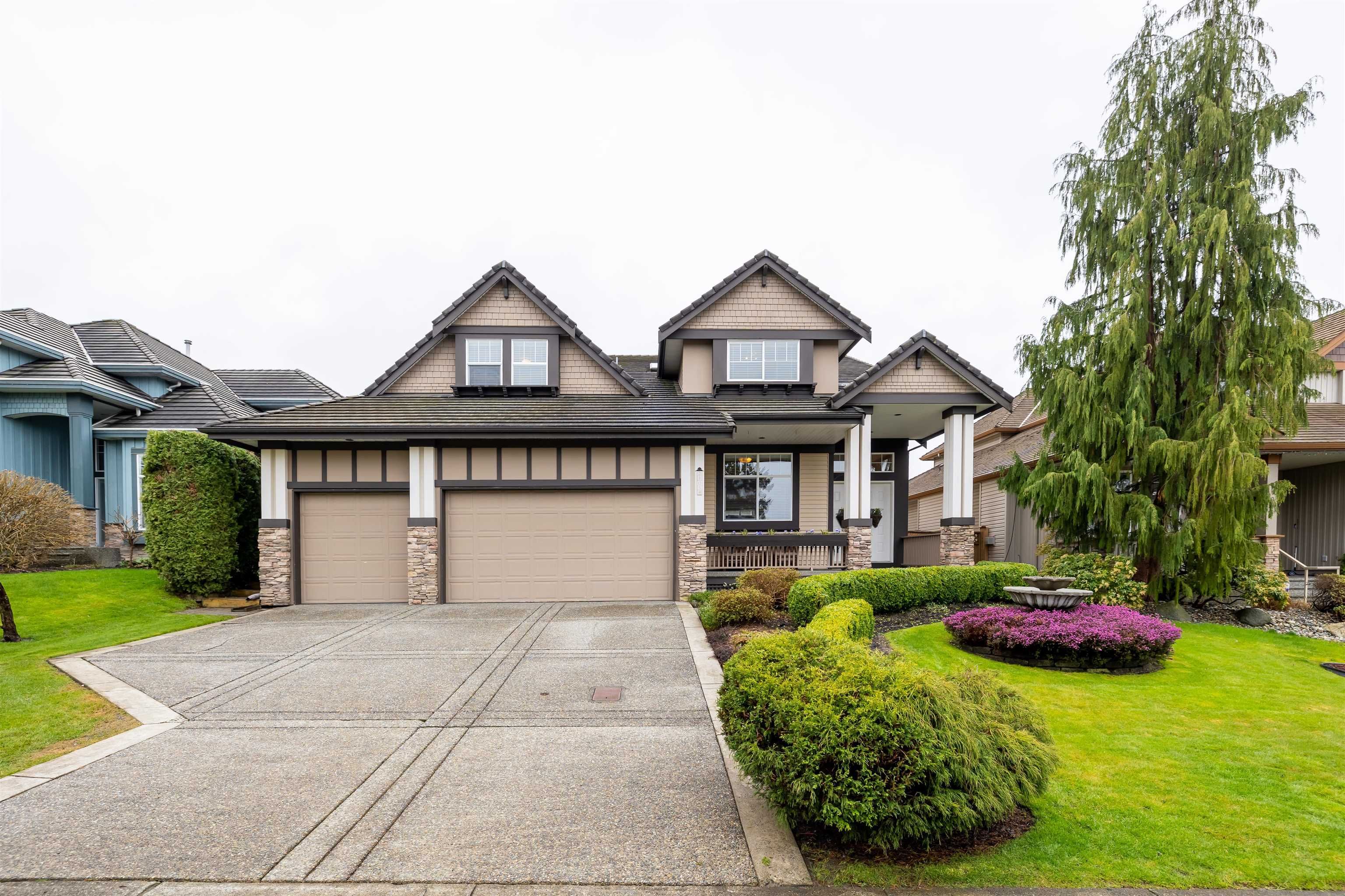 Main Photo: 21054 86A Avenue in Langley: Walnut Grove House for sale in "Manor Park" : MLS®# R2667488