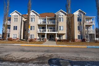 Main Photo: 22 7720 39 Avenue NW in Calgary: Bowness Apartment for sale : MLS®# A2034540