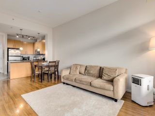 Photo 4: 401 3651 FOSTER Avenue in Vancouver: Collingwood VE Condo for sale in "FINALE EAST" (Vancouver East)  : MLS®# R2849380
