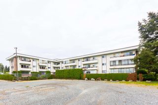 Photo 2: 302 2211 CLEARBROOK Road in Abbotsford: Abbotsford West Condo for sale in "GLENWOOD MANOR" : MLS®# R2780854