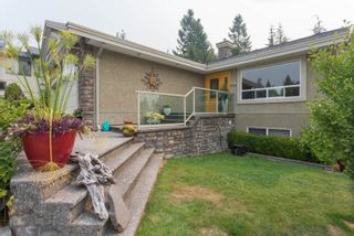 Photo 2: 1004 TOBERMORY Way in Squamish: Garibaldi Highlands House for sale in "Garibaldi Highlands" : MLS®# R2193419