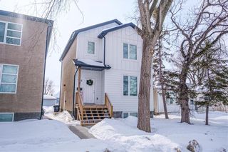 Photo 1: 746 Prince Rupert Avenue in Winnipeg: East Kildonan Residential for sale (3B)  : MLS®# 202304690