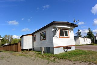 Photo 2: 94 95 LAIDLAW Road in Smithers: Smithers - Rural Manufactured Home for sale in "Mountainview Park" (Smithers And Area)  : MLS®# R2830342