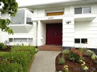 Photo 2: 4397 Columbia Dr in VICTORIA: SE Gordon Head House for sale (Saanich East)  : MLS®# 513130