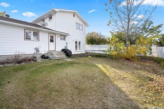 Photo 18: 46 Hawkes Avenue in Regina: Normanview West Residential for sale : MLS®# SK911085