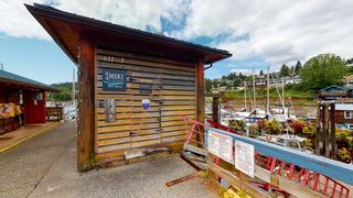 Photo 1: 611 SCHOOL Road in Gibsons: Gibsons & Area Business for sale (Sunshine Coast)  : MLS®# C8044977