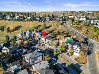 Photo 10: 220 12A Street NE in Calgary: Bridgeland/Riverside Detached for sale : MLS®# A2131060