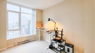 Photo 19: 1401 480 ROBSON Street in Vancouver: Downtown VW Condo for sale in "R & R" (Vancouver West)  : MLS®# R2843315