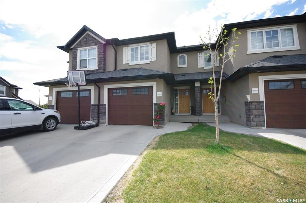 Main Photo: 302 1555 Paton Crescent in Saskatoon: Willowgrove Residential for sale : MLS®# SK929390