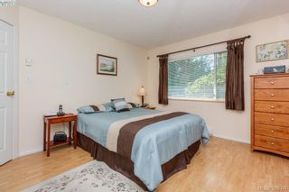 Photo 17: 18 4120 Interurban Rd in VICTORIA: SW Strawberry Vale Row/Townhouse for sale (Saanich West)  : MLS®# 796838