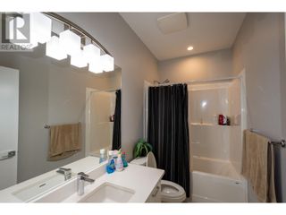 Photo 12: 2590 Crown Crest Drive in West Kelowna: House for sale : MLS®# 10306805