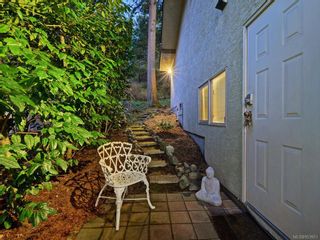 Photo 36: 978 Fir Tree Glen in Saanich: SE Broadmead House for sale (Saanich East)  : MLS®# 953951