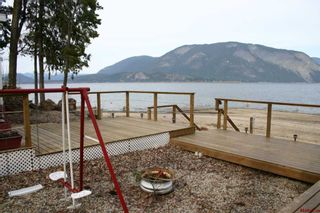 Photo 12: 5362 Pierre's Point Road in Salmon Arm: Waterfront House for sale : MLS®# Exclusive